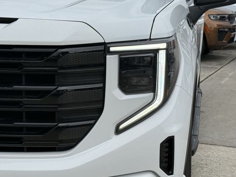 Used 2024 GMC Sierra 1500 Elevation w/ LPO, Elevation Black Package RWD image 12