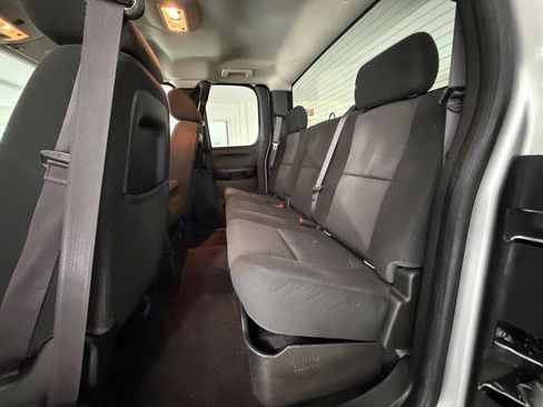 Used 2012 Chevrolet Silverado 2500 LT w/ Snow Plow Prep Package AWD/4WD image 21