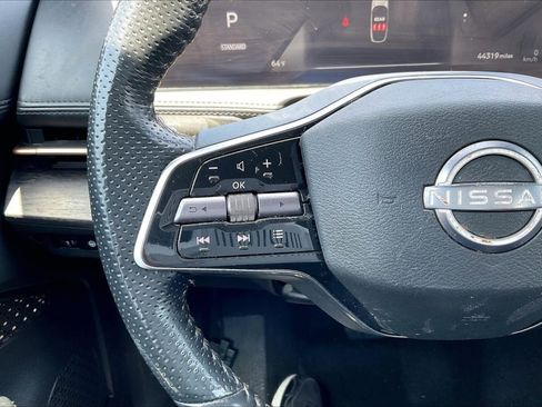 Used 2023 Nissan Ariya AWD image 18