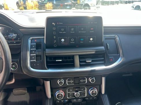 Used 2022 GMC Yukon SLT w/ SLT Premium Package AWD/4WD image 9