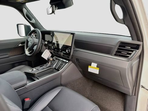 New 2026 Lexus GX 550 w/ Cold Area Package AWD/4WD image 15