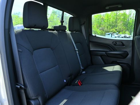 Used 2024 Chevrolet Colorado Trail Boss w/ Advanced Trailering Package image 9