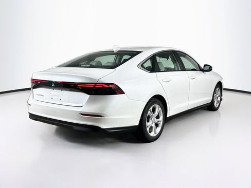 Used 2026 Honda Accord LX image 29