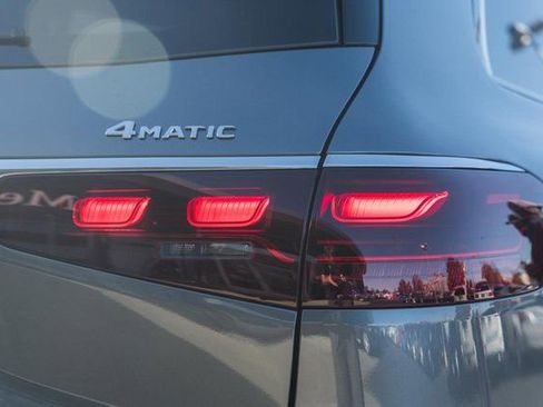 New 2026 Mercedes-Benz GLS 450 4MATIC image 7