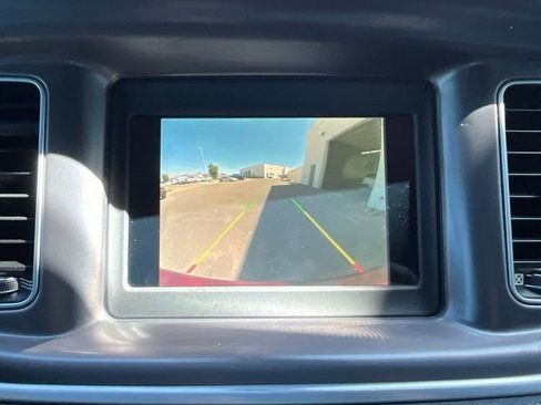 Used 2020 Dodge Charger SXT RWD image 18