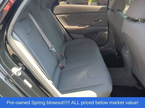 Used 2023 Hyundai Elantra SE FWD image 38
