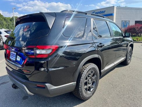 New 2026 Honda Pilot TrailSport image 6