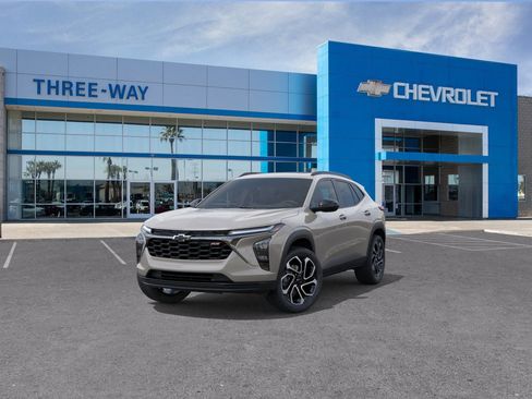 New 2026 Chevrolet Trax RS w/ Sunroof Package image 8