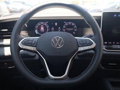New 2026 Volkswagen Tiguan SE AWD/4WD image 7