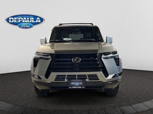 Used 2024 Lexus GX 550 image 10