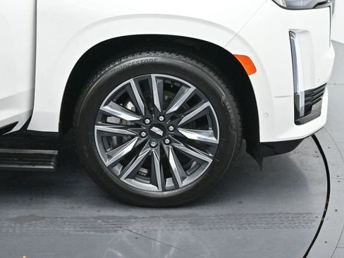 Certified 2024 Cadillac Escalade Sport Platinum w/ LPO, Floor Liner Package image 43