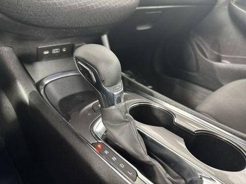 Used 2024 Chevrolet Malibu LT image 18