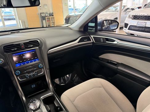Used 2019 Ford Fusion SE w/ Equipment Group 151A image 13