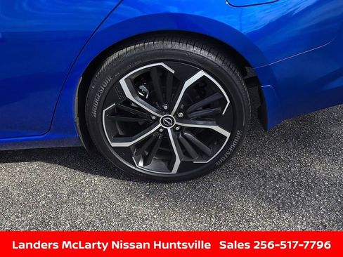 Used 2025 Nissan Altima 2.5 SR image 12