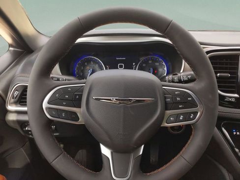 New 2026 Chrysler Pacifica Pinnacle image 22