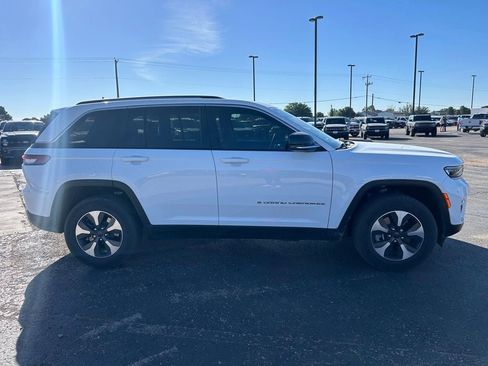 Used 2022 Jeep Grand Cherokee Limited 4xe AWD/4WD image 4