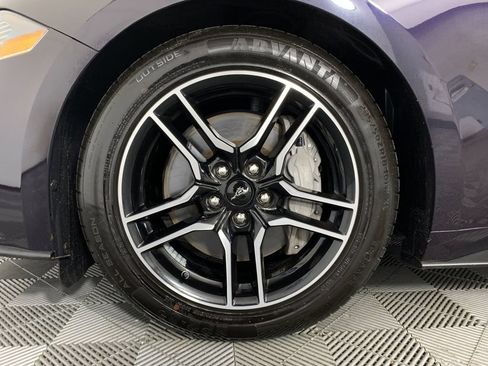 Used 2022 Ford Mustang GT RWD image 11