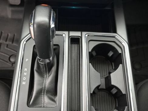 Used 2020 Ford F150 XLT w/ Equipment Group 302A Luxury AWD/4WD image 19