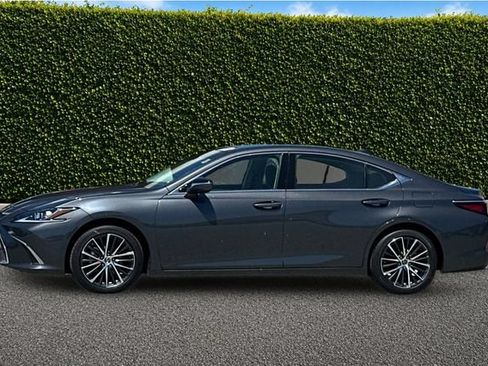 Used 2025 Lexus ES 350 w/ Premium Package FWD image 7