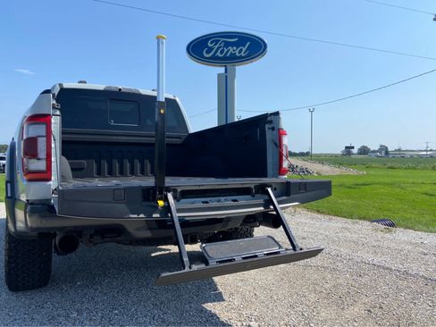 Used 2023 Ford F150 Raptor w/ Raptor Carbon Fibre Package AWD/4WD image 8