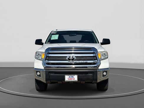 Used 2016 Toyota Tundra SR5 image 2