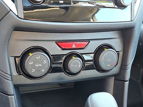 Used 2019 Subaru Impreza 2.0i Premium image 16