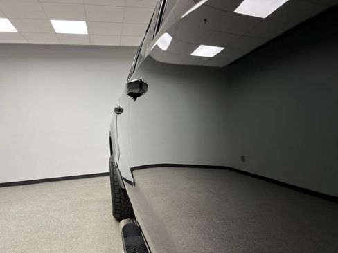 Used 2021 GMC Sierra 1500 AT4 AWD/4WD image 11