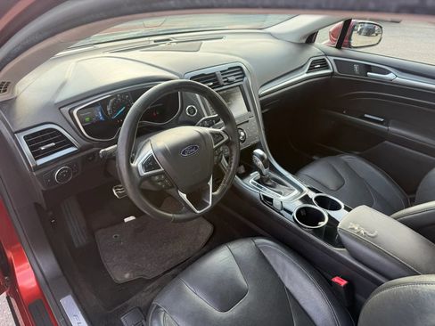 Used 2014 Ford Fusion Energi Titanium w/ Driver Assist Package FWD image 18