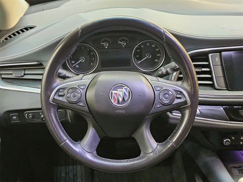 Used 2020 Buick Enclave Essence image 21