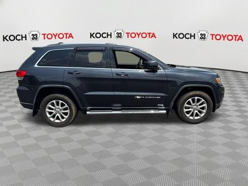 Used 2016 Jeep Grand Cherokee Laredo w/ Quick Order Package 23E AWD/4WD image 9