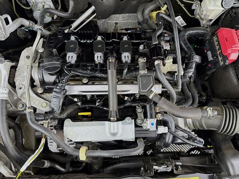 Used 2021 Nissan Kicks S FWD image 37