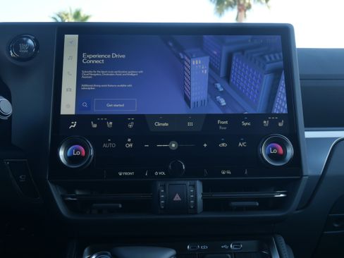 Certified 2026 Lexus GX 550 w/ Accessory Package (2T) image 30