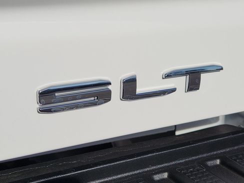 New 2026 GMC Sierra 2500 SLT w/ SLT Premium Package image 13