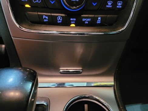 Used 2018 Jeep Grand Cherokee Altitude image 39