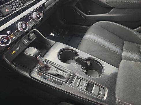 Certified 2024 Honda Civic Sport image 24