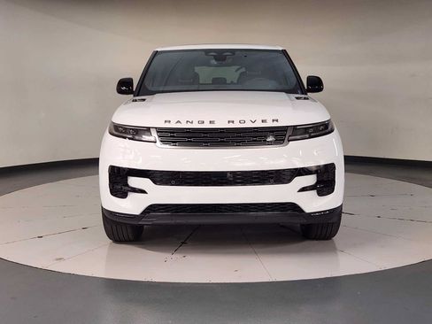 Used 2026 Land Rover Range Rover Sport SE AWD/4WD image 9