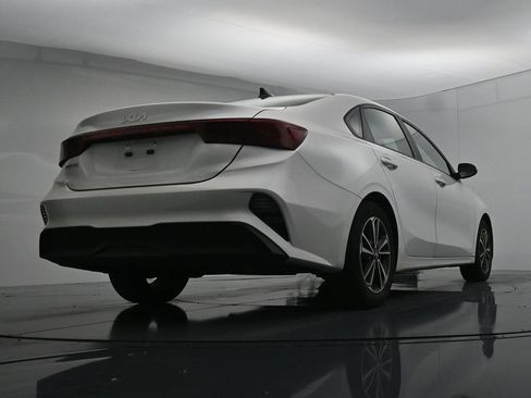 Used 2023 Kia Forte LXS FWD image 22
