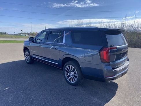 New 2026 GMC Yukon XL Denali AWD/4WD image 6