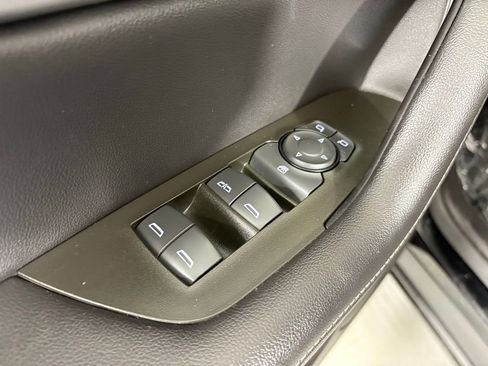 Used 2024 Chevrolet Blazer LT image 15