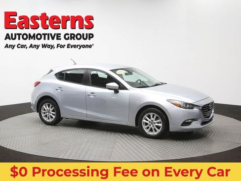 Used 2017 MAZDA MAZDA3 Sport FWD image 47
