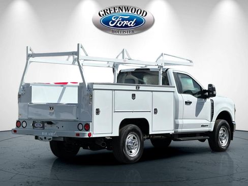 New 2025 Ford F350 XL w/ XL Chrome Package image 4