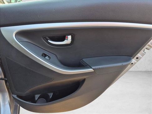 Used 2014 Hyundai Elantra GT w/ Option Group 03 FWD image 23