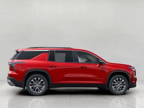 Used 2026 Chevrolet Traverse LT w/ Sun and Wheel Package AWD/4WD image 5