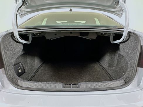 Used 2019 Volkswagen Jetta S w/ Driver Assistance Package image 27