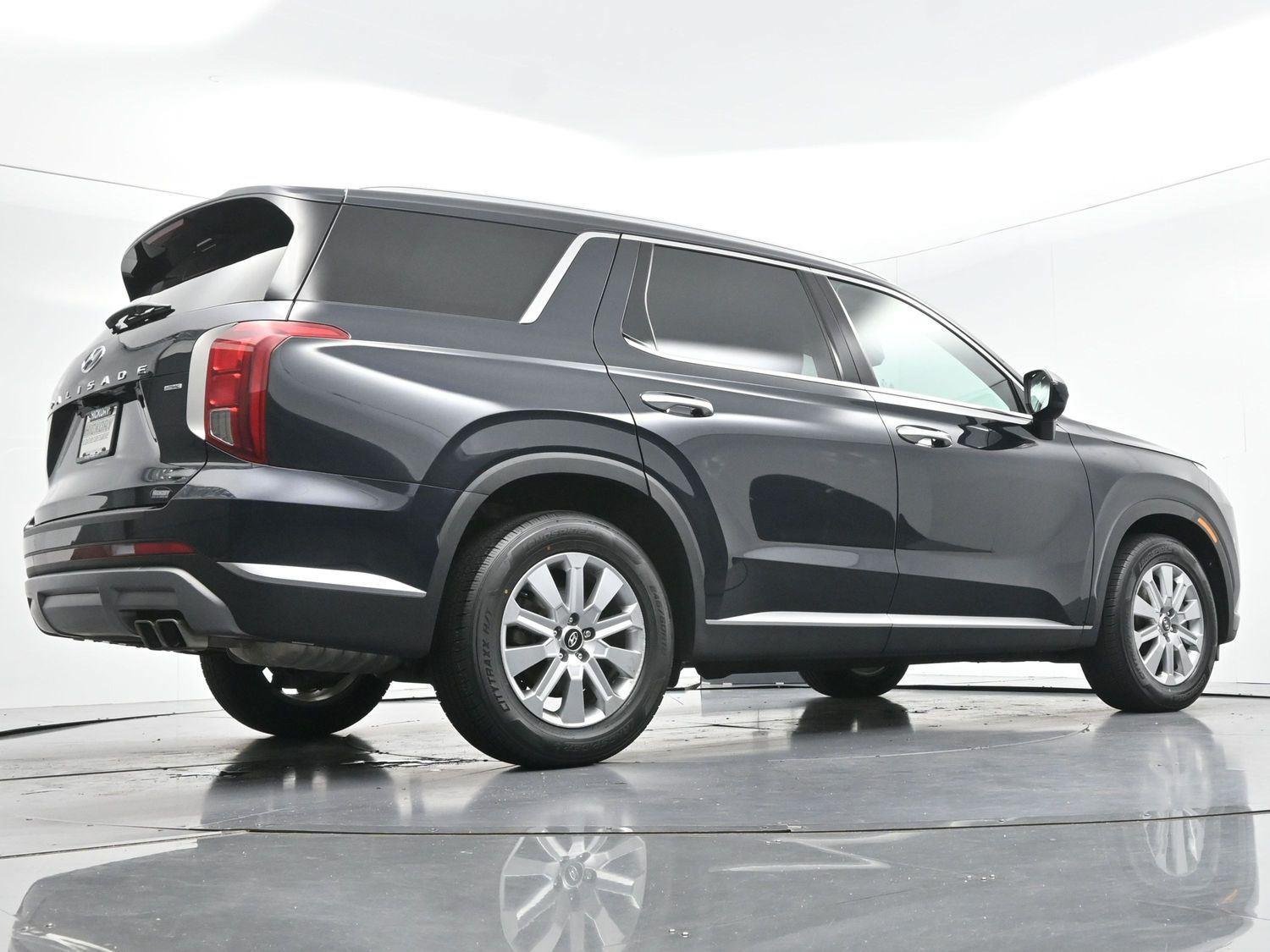 Used 2023 Hyundai Palisade SEL w/ Cargo Package AWD/4WD image 48