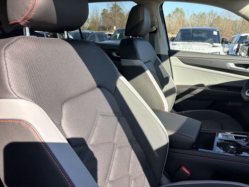 New 2026 Volkswagen Atlas Peak Edition AWD/4WD image 20