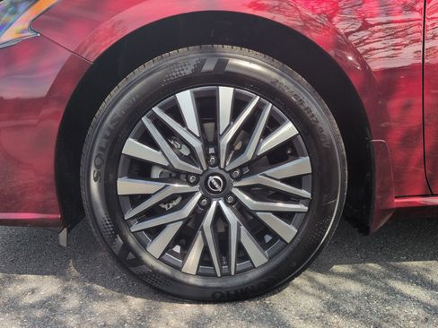 New 2026 Nissan Altima 2.5 SV AWD/4WD image 16