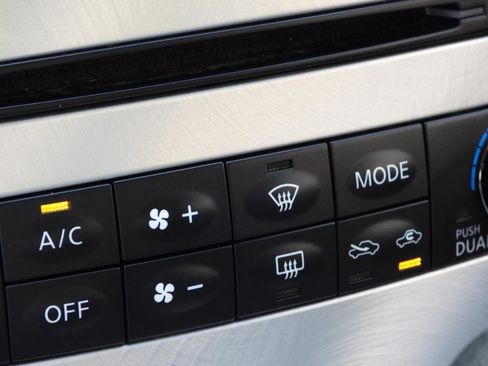 Used 2014 INFINITI Q60 AWD Coupe w/ Premium Package image 73