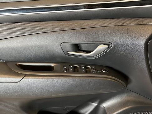 Used 2022 Hyundai Tucson SEL image 17