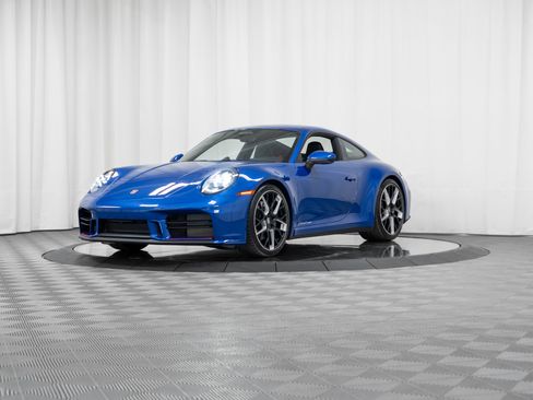 Used 2026 Porsche 911 Carrera T RWD image 41